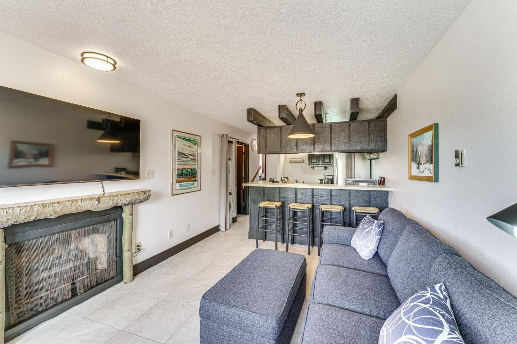 Angel Fire Mountain Condo Steps To Ski Resort! Exterior photo